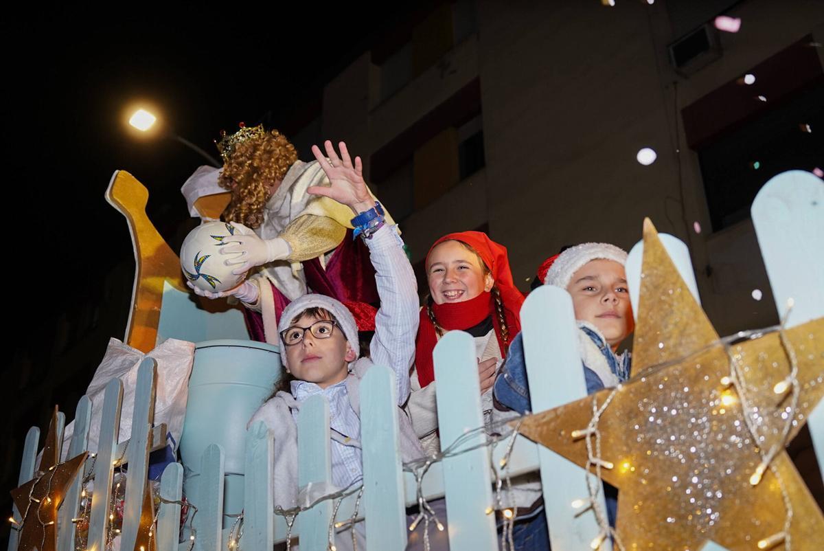 La Cabalgata de Reyes de Santa Rosa, en imágenes La Cabalgata de Reyes de Santa Rosa, en imágenes