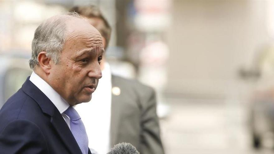 Laurent Fabius anuncia su salida del Gobierno.