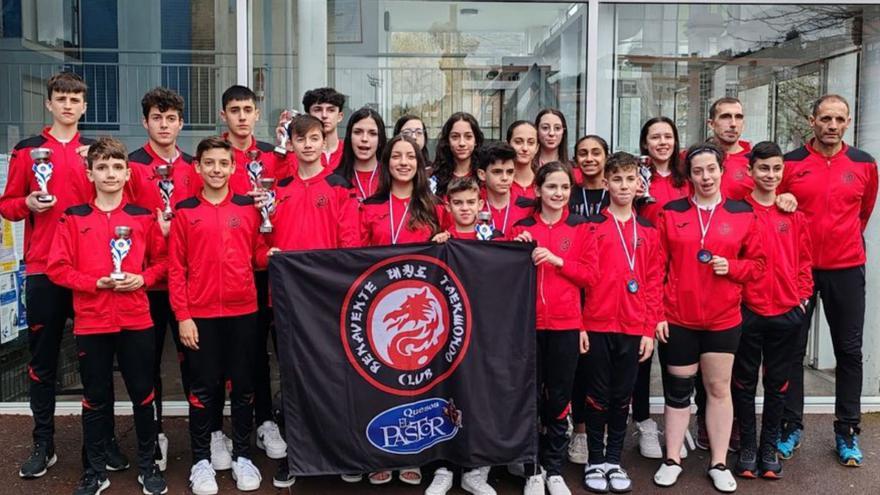 Foto de equipo del Taekwondo Benavente . | CedIda