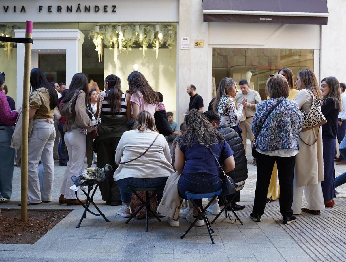 Uso de sillitas portátiles en Méndez Núñez