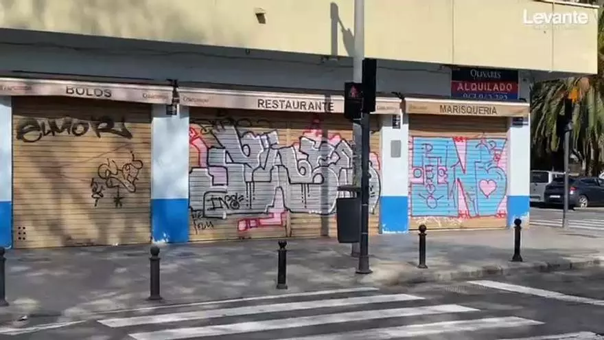 Cierra el mítico Bar Bolos de València: "las mariscadas al alcance de todos los bolsillos"