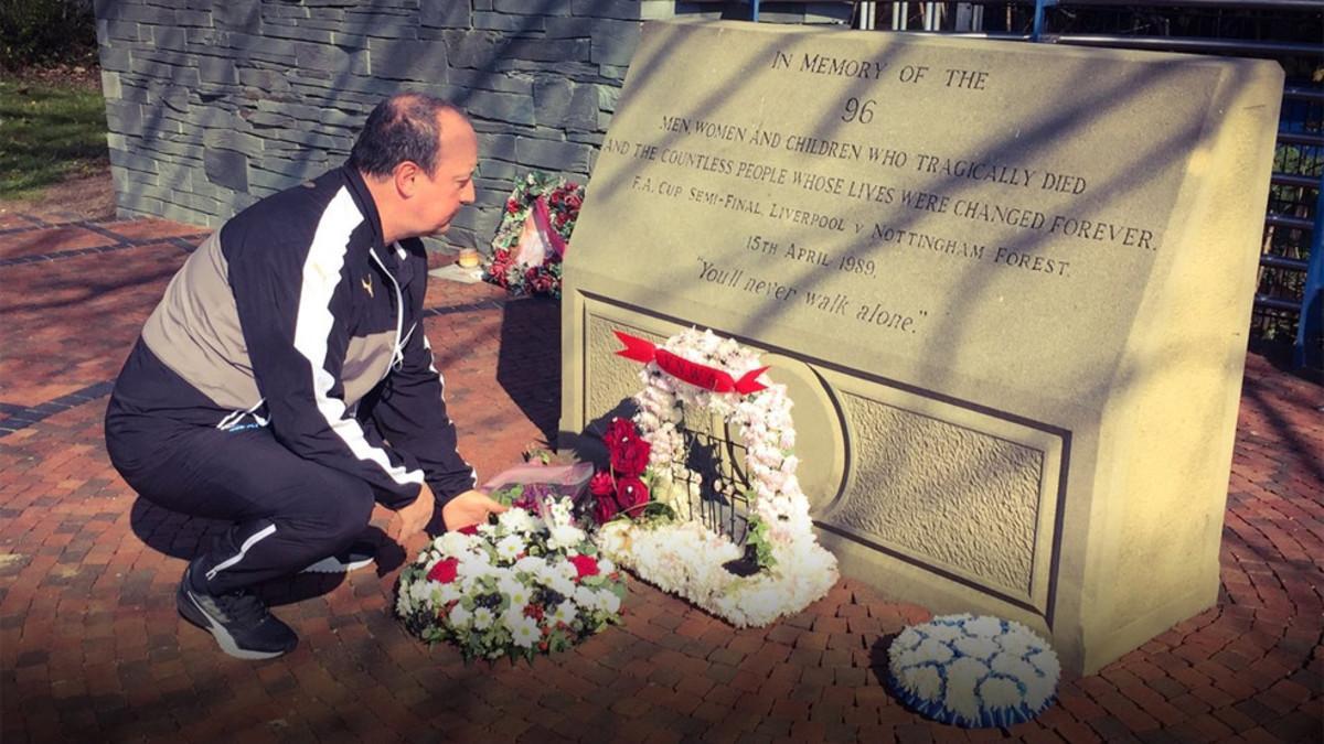 Benítez, durante el homenaje a las víctimas de Hillsborough