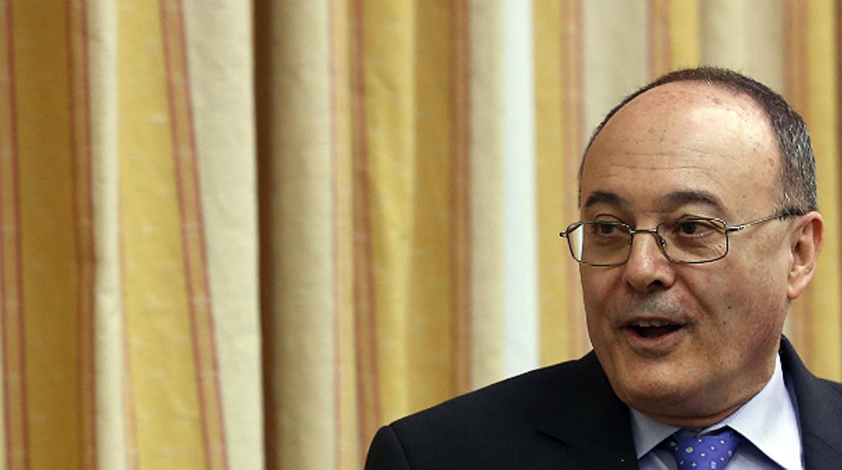 El governador d’Espanya no ha descartat que el Govern demani una extensió del rescat europeu a la banca a l’octubre