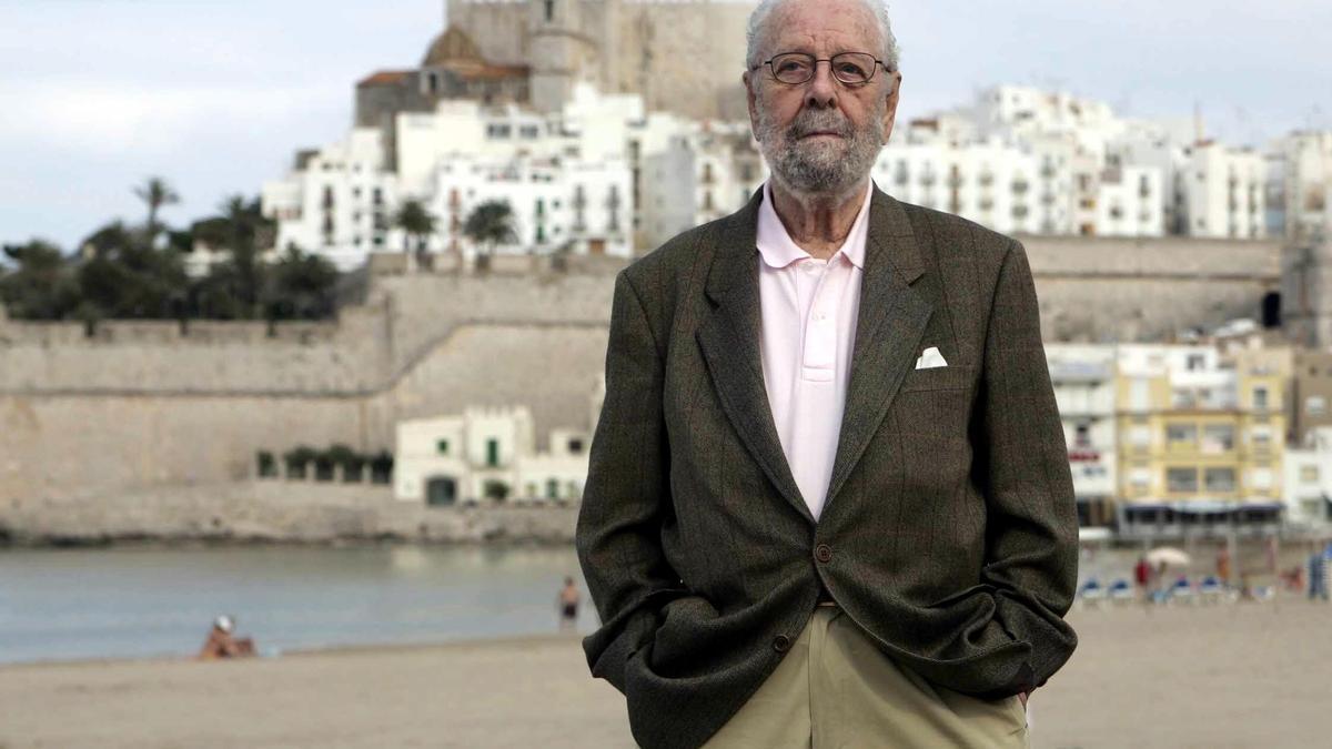 Luis García Berlanga en Peñíscola durante un homenaje.