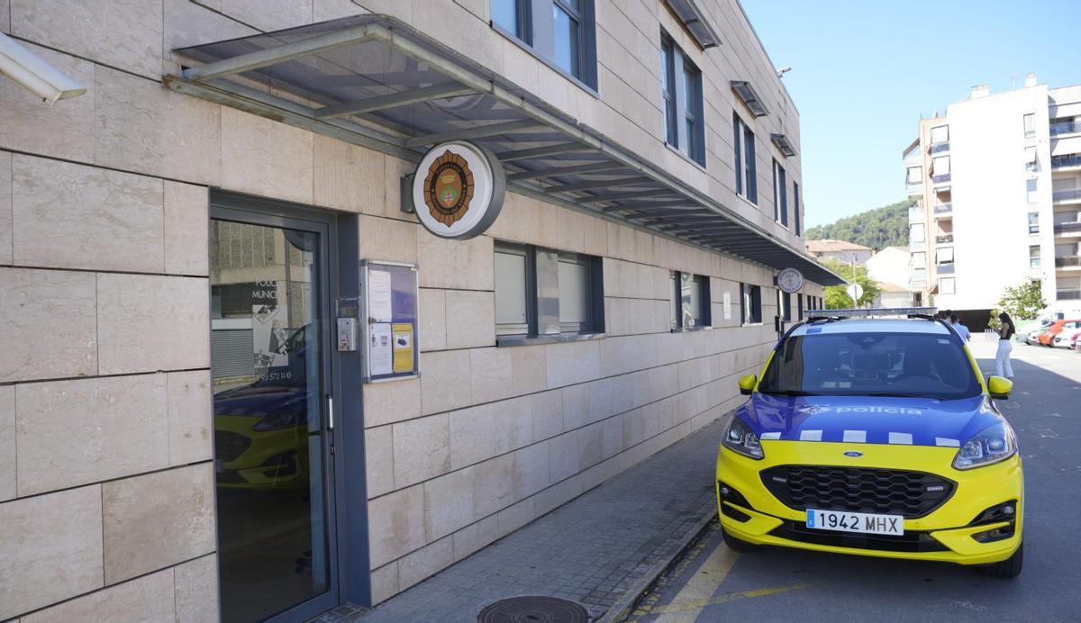 Suspesos dos policies de Montornès que van recolzar les seves companyes