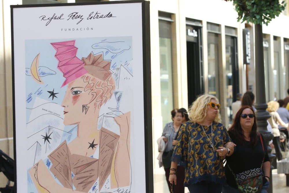 Esta muestra estará en la calle Larios durante 15 días, coincidiendo con el aniversario de la muerte de Pérez Estrada, en el año 2000.