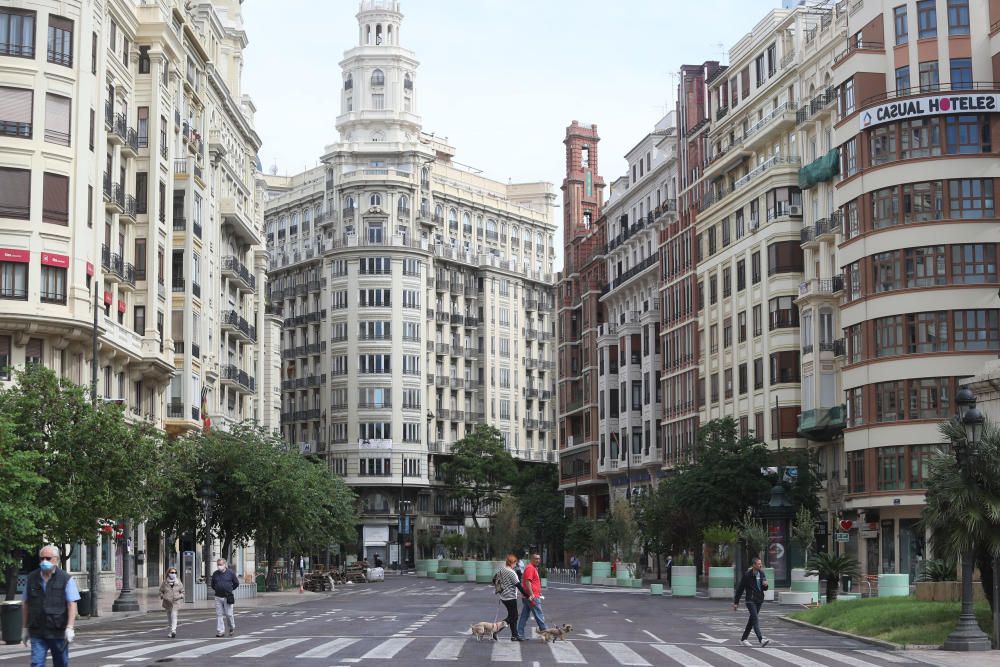 Primer fin de semana desde la peatonalización completa de la Plaza del Ayuntamiento.