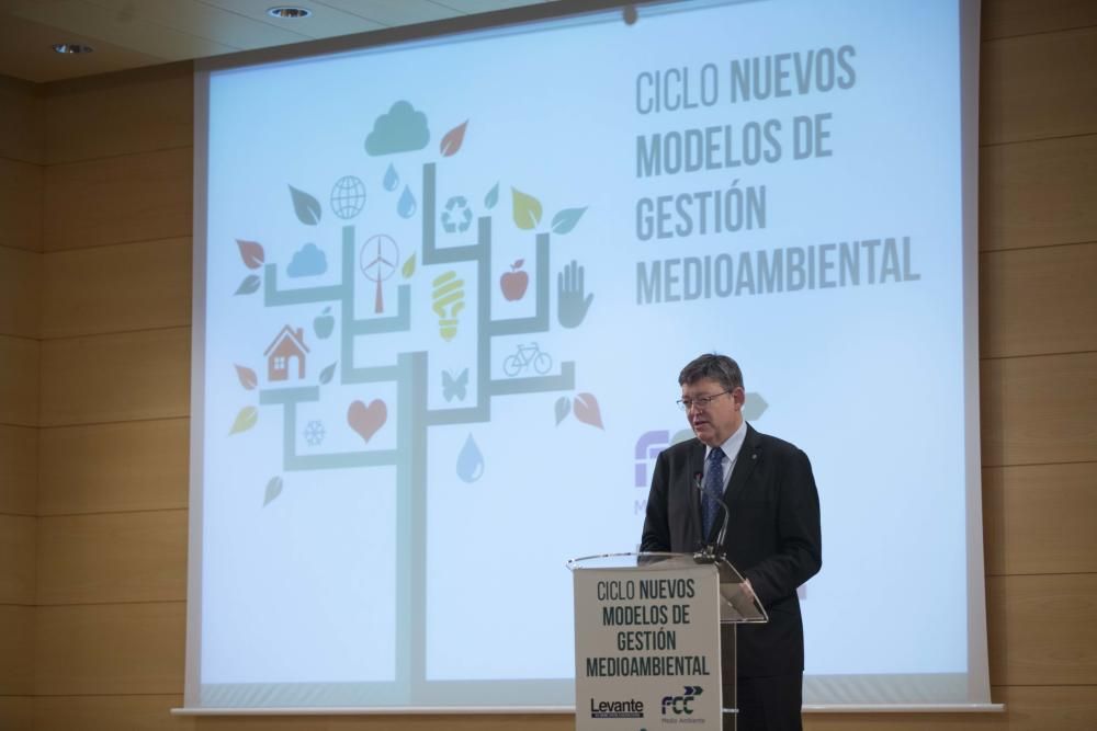 Conferencia de política ambiental de Elena Cebrián en el Club Mercantil