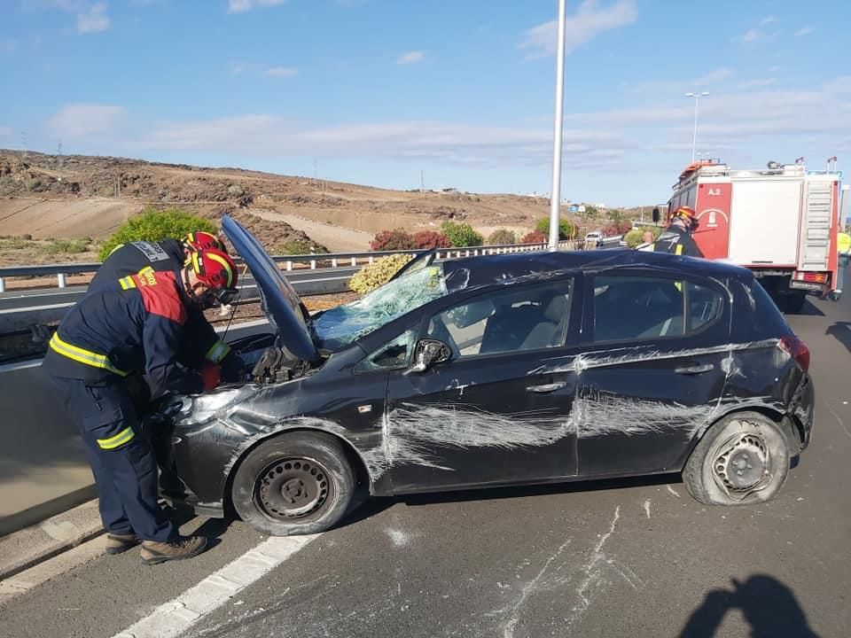 Dos heridos en un vuelco en la autopista del Sur de Gran Canaria (8/05/2021)