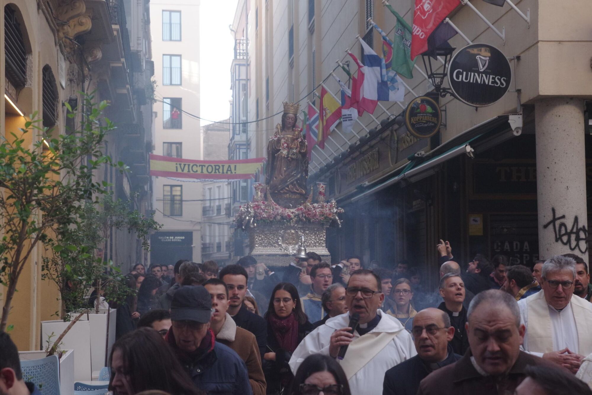 Traslado de la Virgen de la Victoria desde Santiago a los Santos Mártires