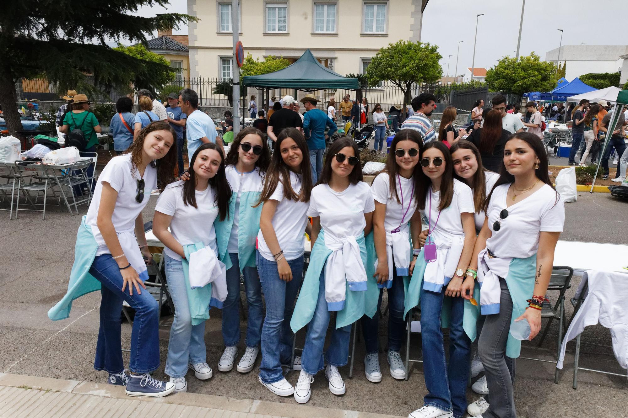 ¡Búscate en la macrogalería! Castellón vive un puente de fiestas en los municipios