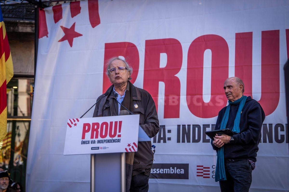 Los partidos y entidades independentistas arremeten contra el Govern y el Estado por Rodalies