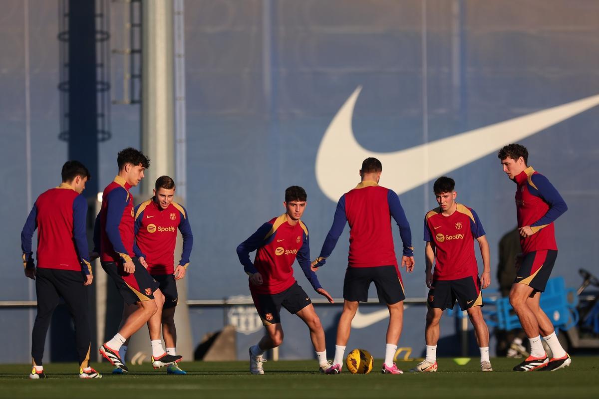 Gran bajada del valor de mercado del FC Barcelona, Deportes