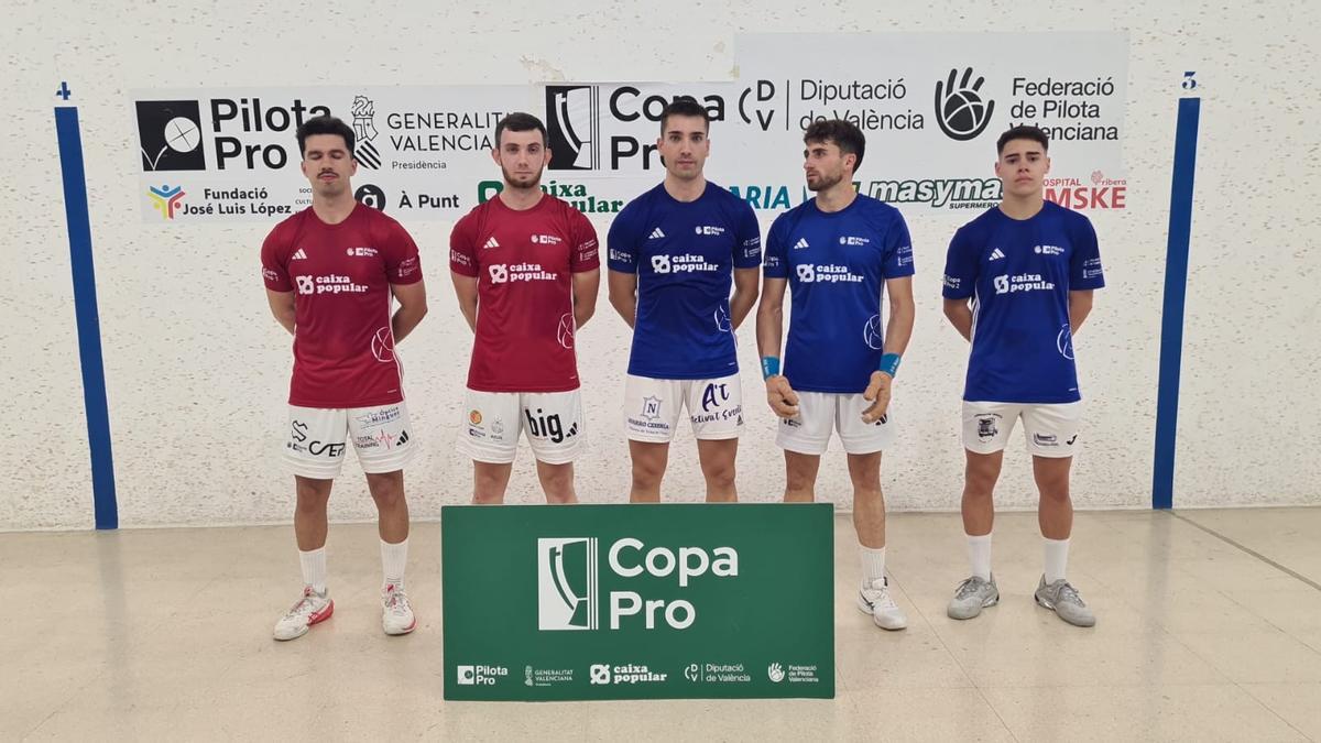 Els blaus van guanyar als rojos al Trinquet Ciscar de Piles