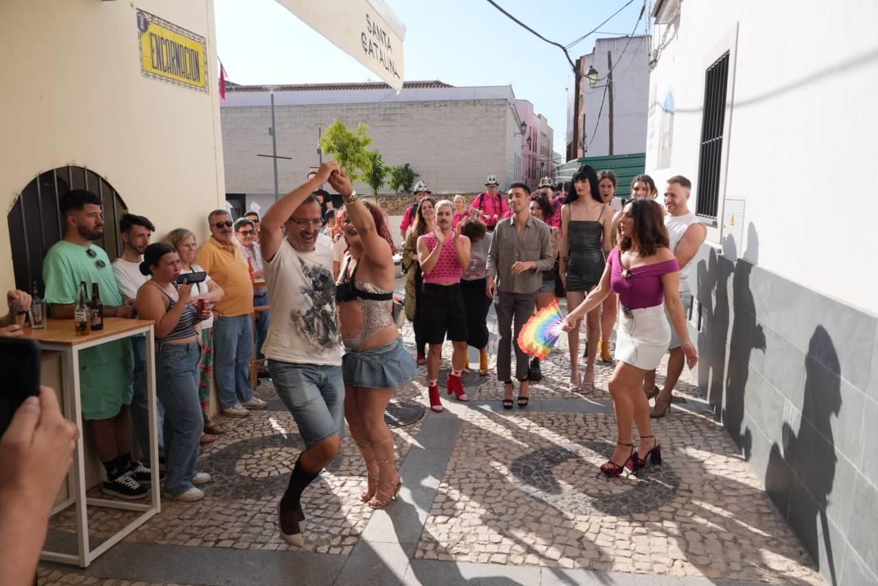 Así ha sido la carrera de tacones en Los Palomos de Badajoz