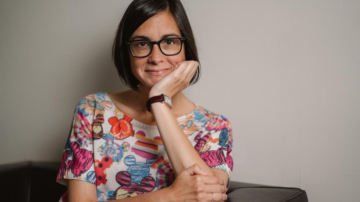 Inés Martín Rodrigo es columnista de El Periódico de España y coordina su suplemento literario 'abril'