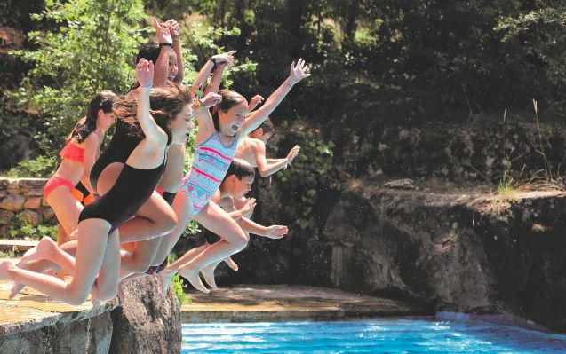 Disfraz de Monitoria de campamento años 80