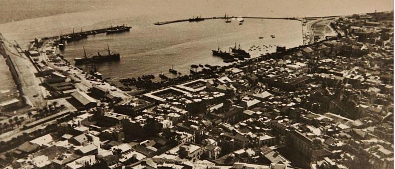 Vista de Alicante en los tiempos de la gripe de 1918.