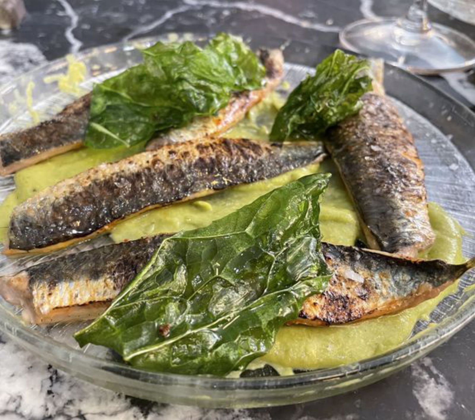 Un plato de Ricardo Señorán: sardinas a la llama. | JUAN PLAZA