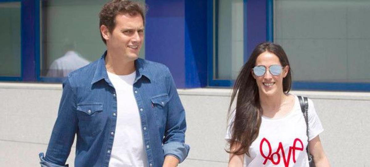 Albert Rivera y Malú, a la salida del hospital madrileño en el que estuvo ingresado el político en julio