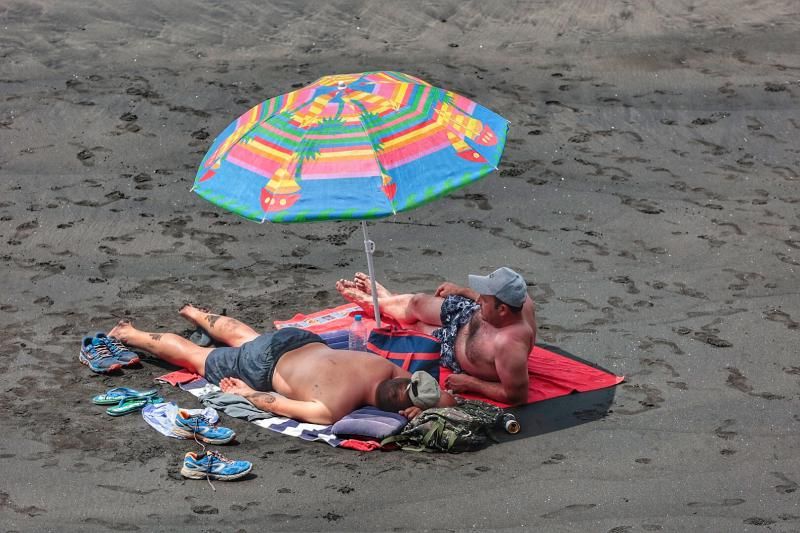 Playas en Santa Cruz de Tenerife en el día de la Virgen del Carmen