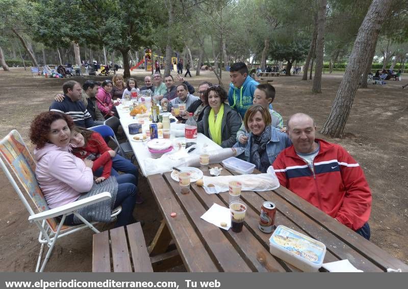GALERIA DE FOTOS -- La tradición de la mona de pascua sigue viva en Castellón