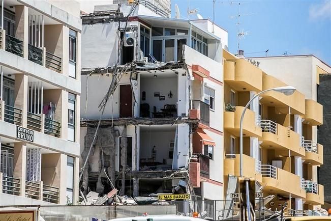 Derrumbe de un edificio de viviendas en Los Cristianos