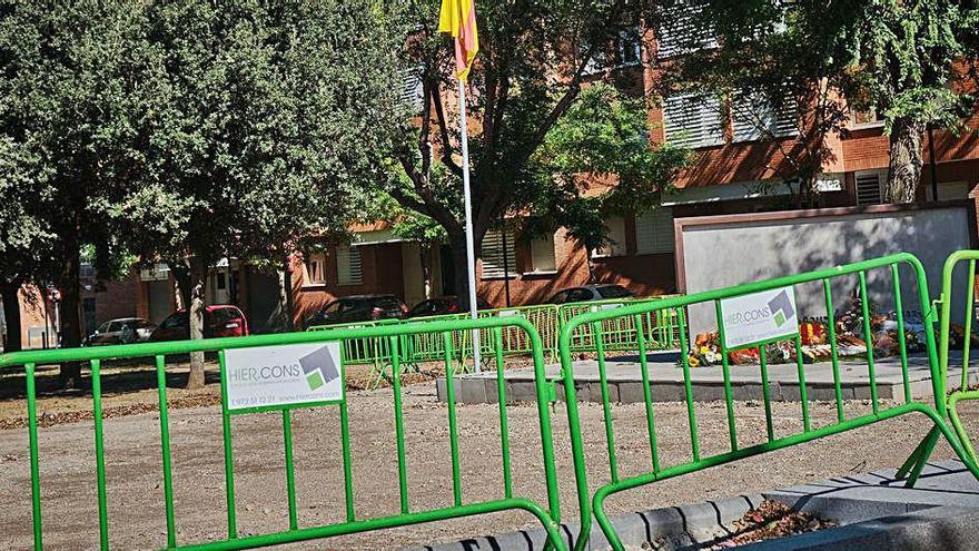 Les obres entorn del monument a Lluís Companys.