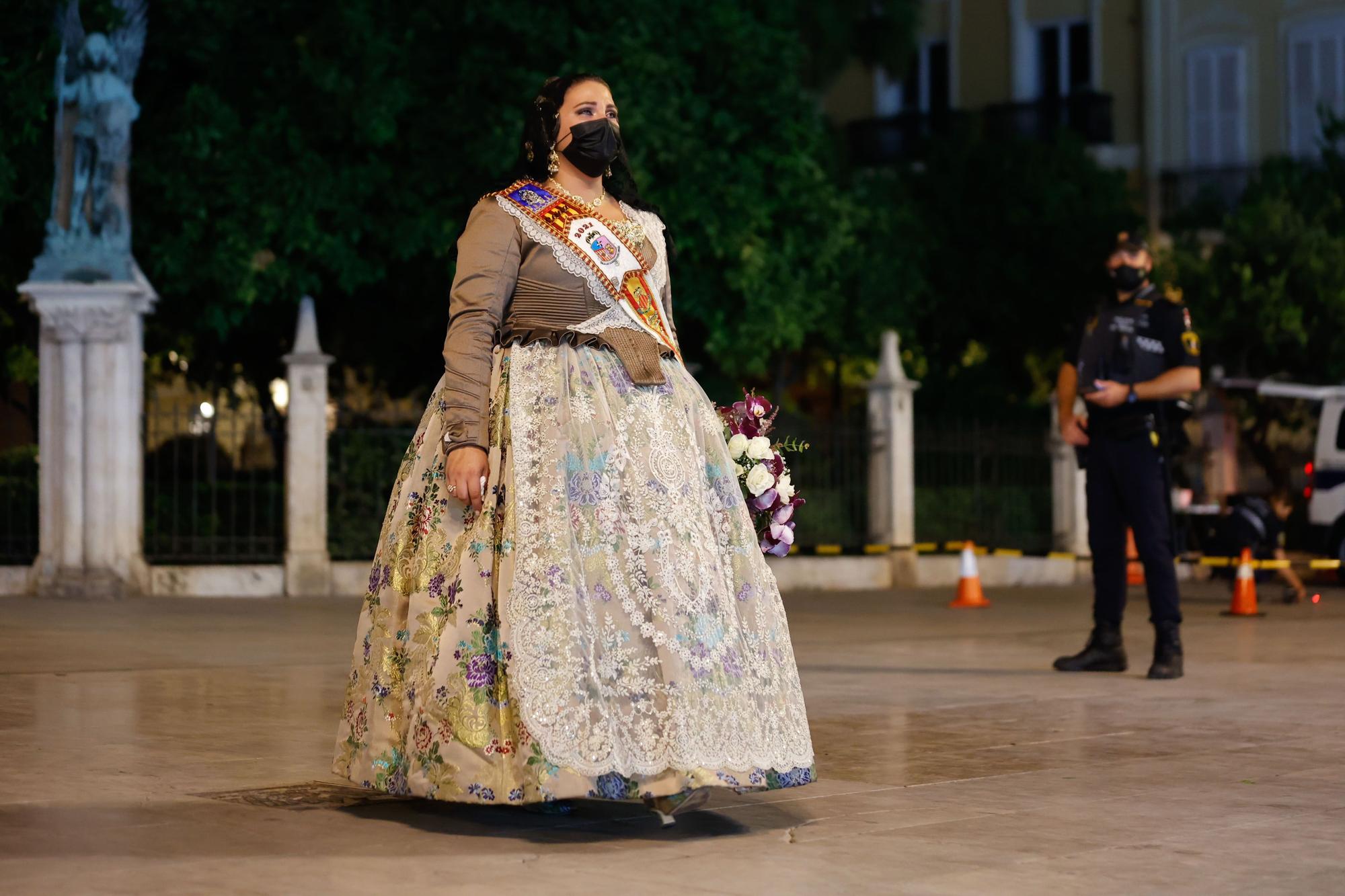 Búscate en el segundo día de Ofrenda por la calle de Caballeros (entre las 22.00 y las 23.00 horas)