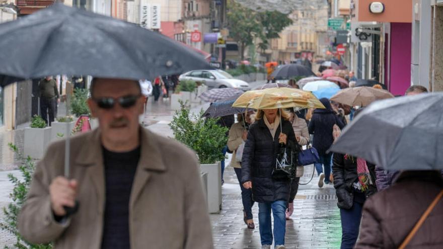 El Camí Vell de Dènia, cortado al tráfico por las lluvias