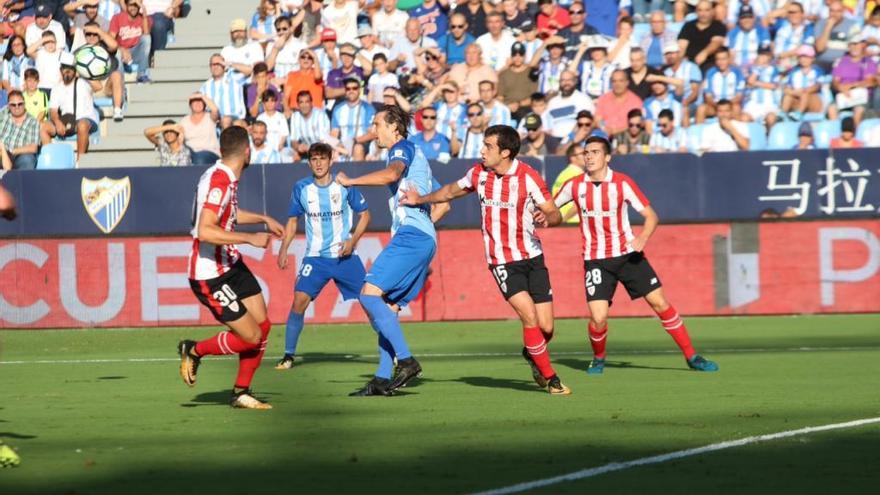 Kuzma, ante el Athletic.