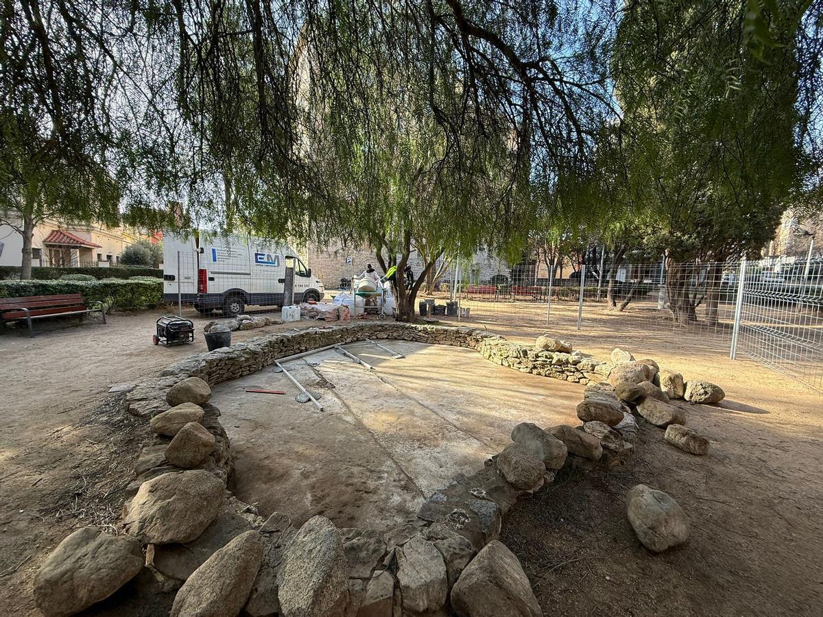 L'estany dels Jardins Enric Morera.