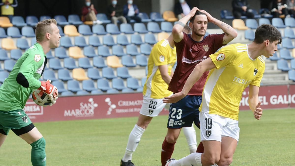 Damiá en el  partido ante el Lealtad en Pasarón