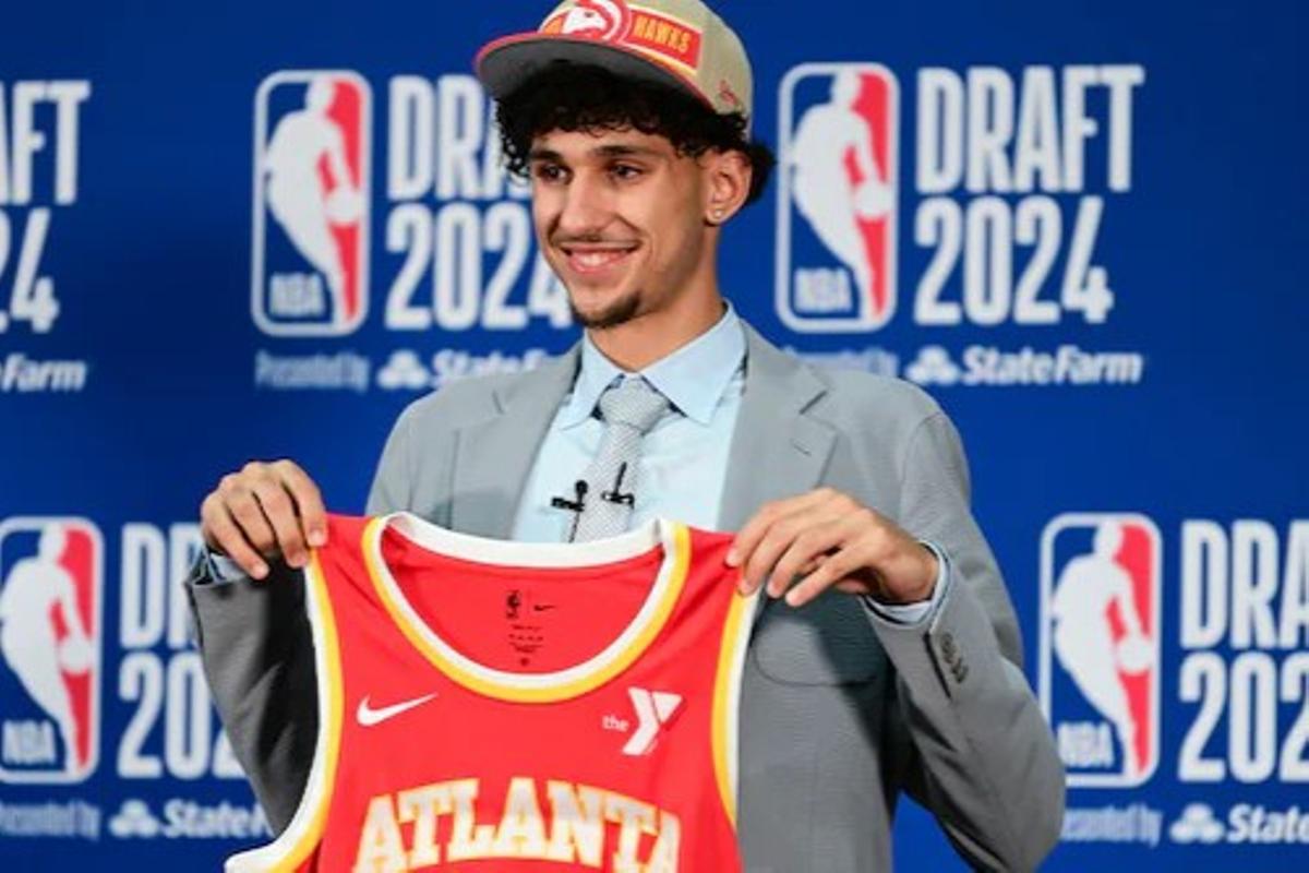 Zaccharie Risacher fue la última elección del draft, que se llevó Atlanta Hawks