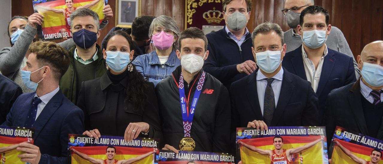 Mariano García, en la recepción en el Ayuntamiento