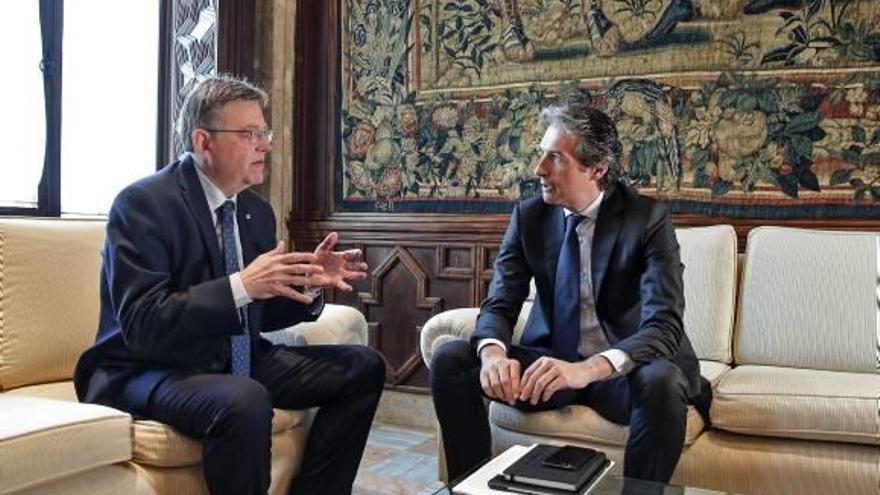 El presidente Ximo Puig con el ministro De la Serna, esta semana en el Palau de la Generalitat.