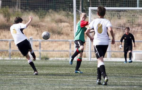 FÚTBOL: Unión La Jota Vadorrey . - Delicias Club Deportivo (Infantil  grupo 1) - El Periódico de Aragón