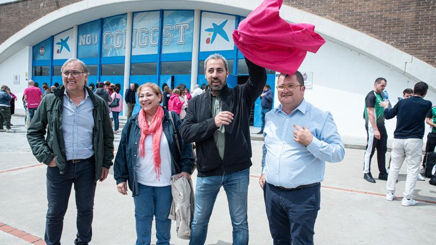 Les fotos de la roda de premsa de Junts per Manresa al Congost