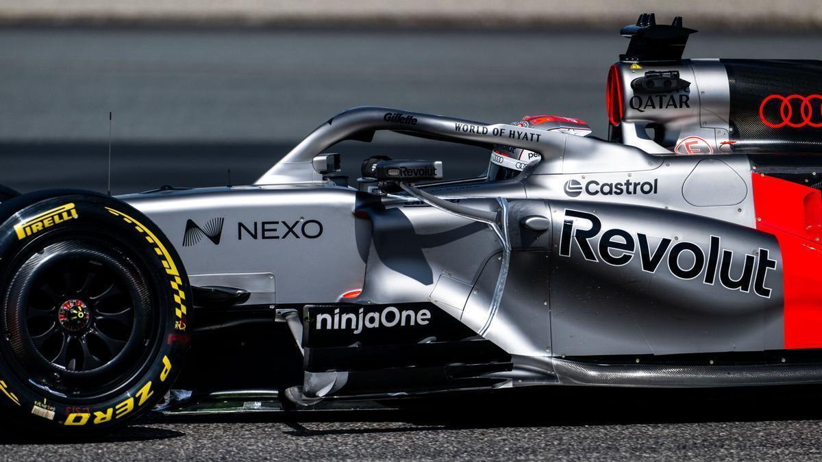 Uno de los pilotos del equipo de Audi y Revolut, Nico Hulkenberg, realizando pruebas