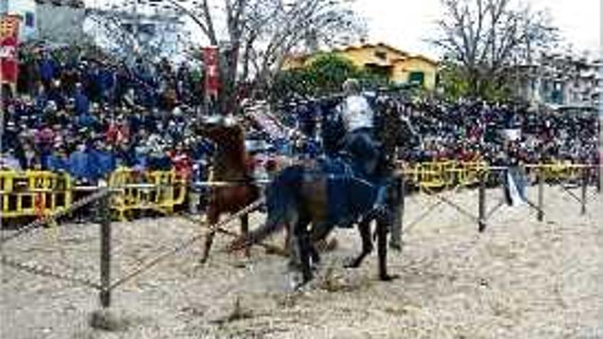 Un moment de torneig, que es va celebrar en un aparcament.