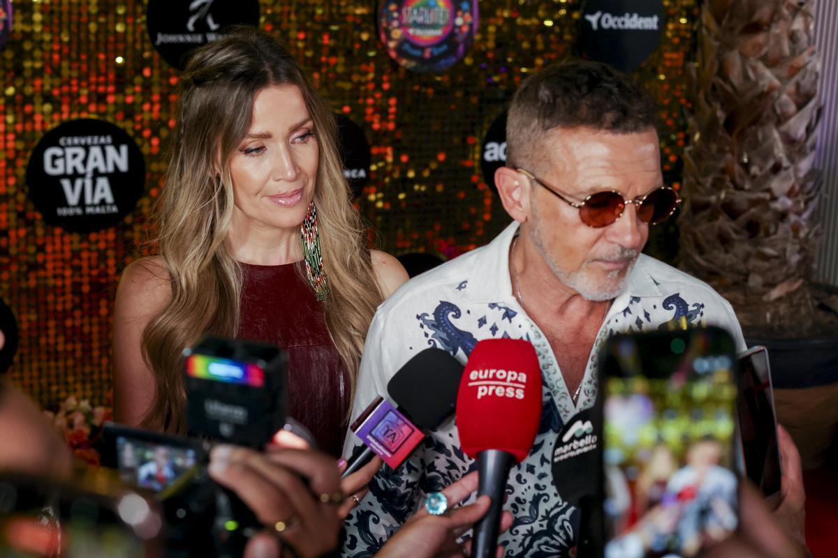 Antonio Banderas y Nicole Kimpel, en Starlite Marbella