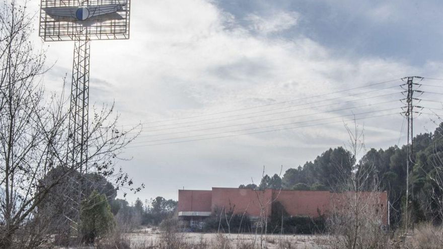 Imatge de l’antiga discoteca Pont Aeri, ahir  | OSCAR BAYONA