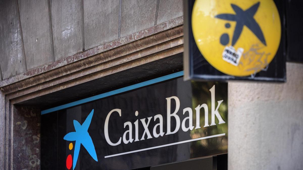Una sucursal bancària de CaixaBank