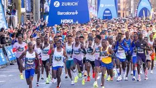 DIRECTO | Los corredores ya recorren las calles de Barcelona en el Maratón más multitudinario