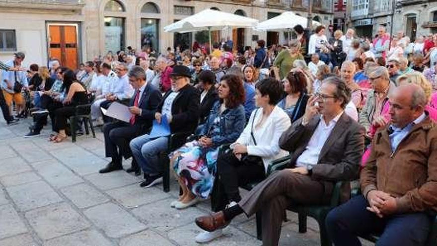 Moncho Borrajo inaugura la Fiesta de la Langosta en A Guarda. // Faro