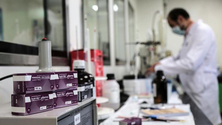 Gilead cobrará un mínimo de 2.000 euros por cada tratamiento de remdesivir