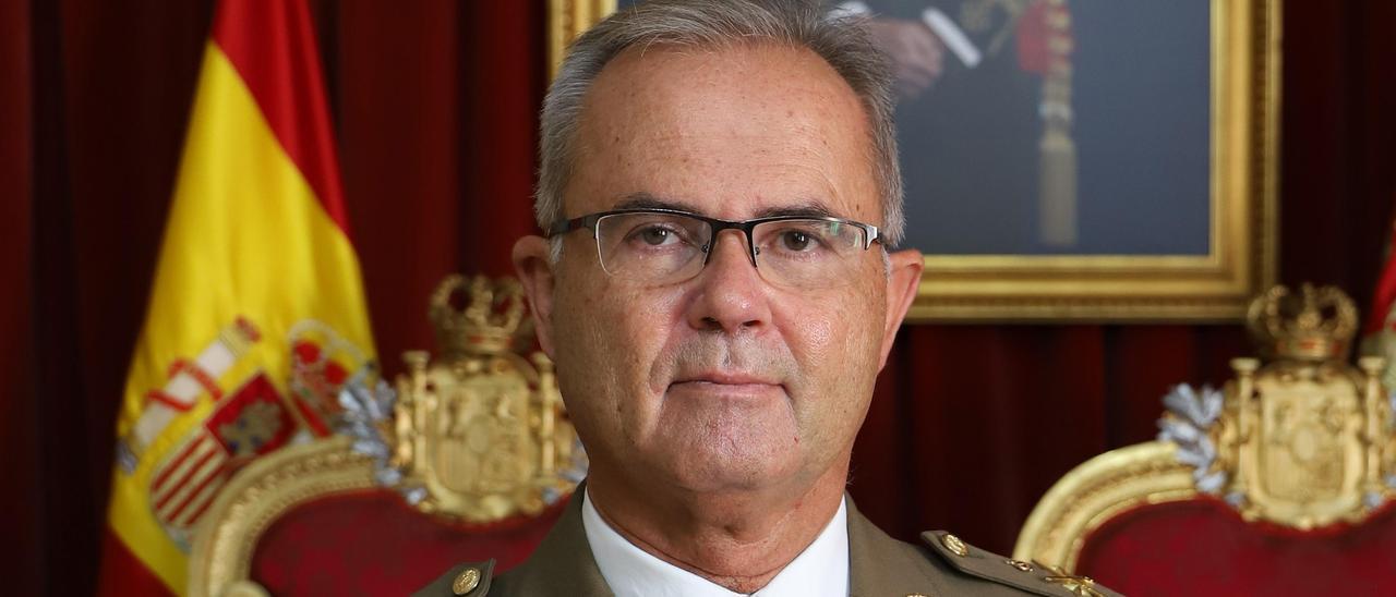 El general de división Alejandro Escámez Fernández