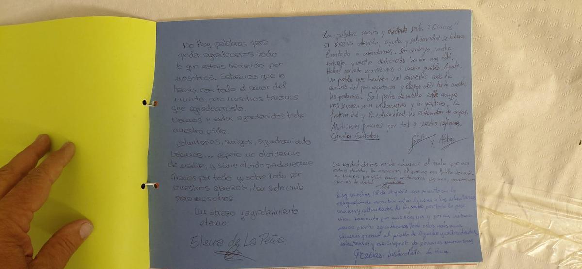 En imágenes | Recopilatorio de cartas hacia los voluntarios de Ayerbe durante el incendio de Las Peñas de Riglos
