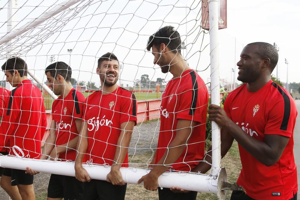 Presentación de Xavi Torres y entrenamiento del Sporting