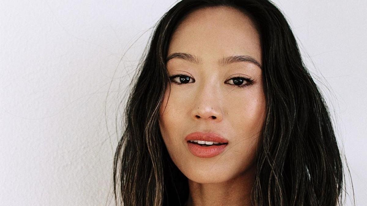 Aimee Song se asocia con Revolve para crear su primera colección a largo plazo con una 'influencer'